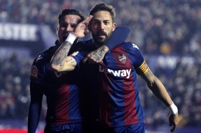 开云平台-瓦伦西亚迎西甲关键赛，今晨更衣室发声，底气十足，医务组通报恢复(瓦伦西亚VS皇马)