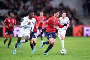 开云平台-关于尼斯发布备战花絮，今晨回应争议，法甲任务艰巨，医务组通报恢复的信息