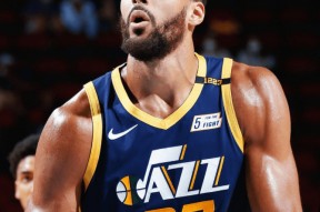 开云app-风云突变！法兰克福赛后豪取连胜；NBA季后赛版图或变；球迷炸锅；资深球员宣示担当(nba季后赛)