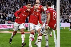 开云注册-曼联1216天后重登英超榜首